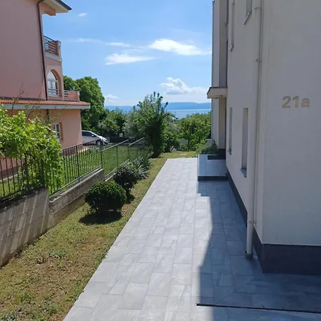 Glavan 4 Apartment *