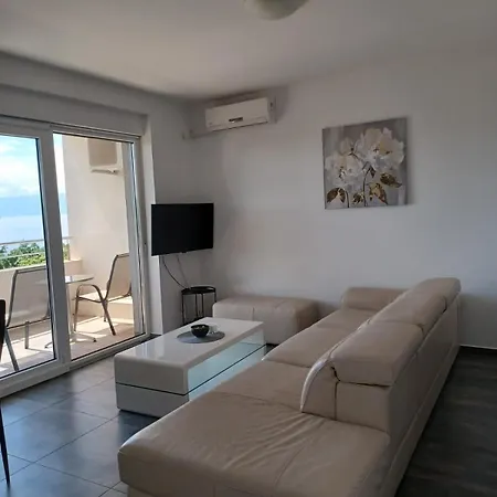 Glavan 4 * Kostrena